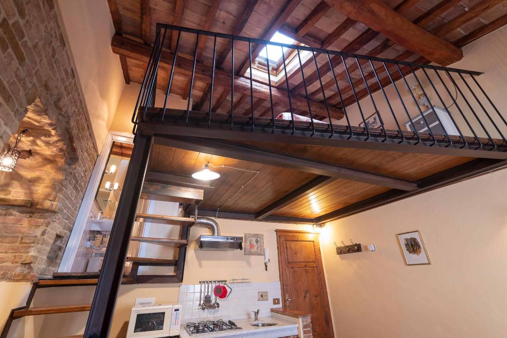 Le Rondini Apartment *