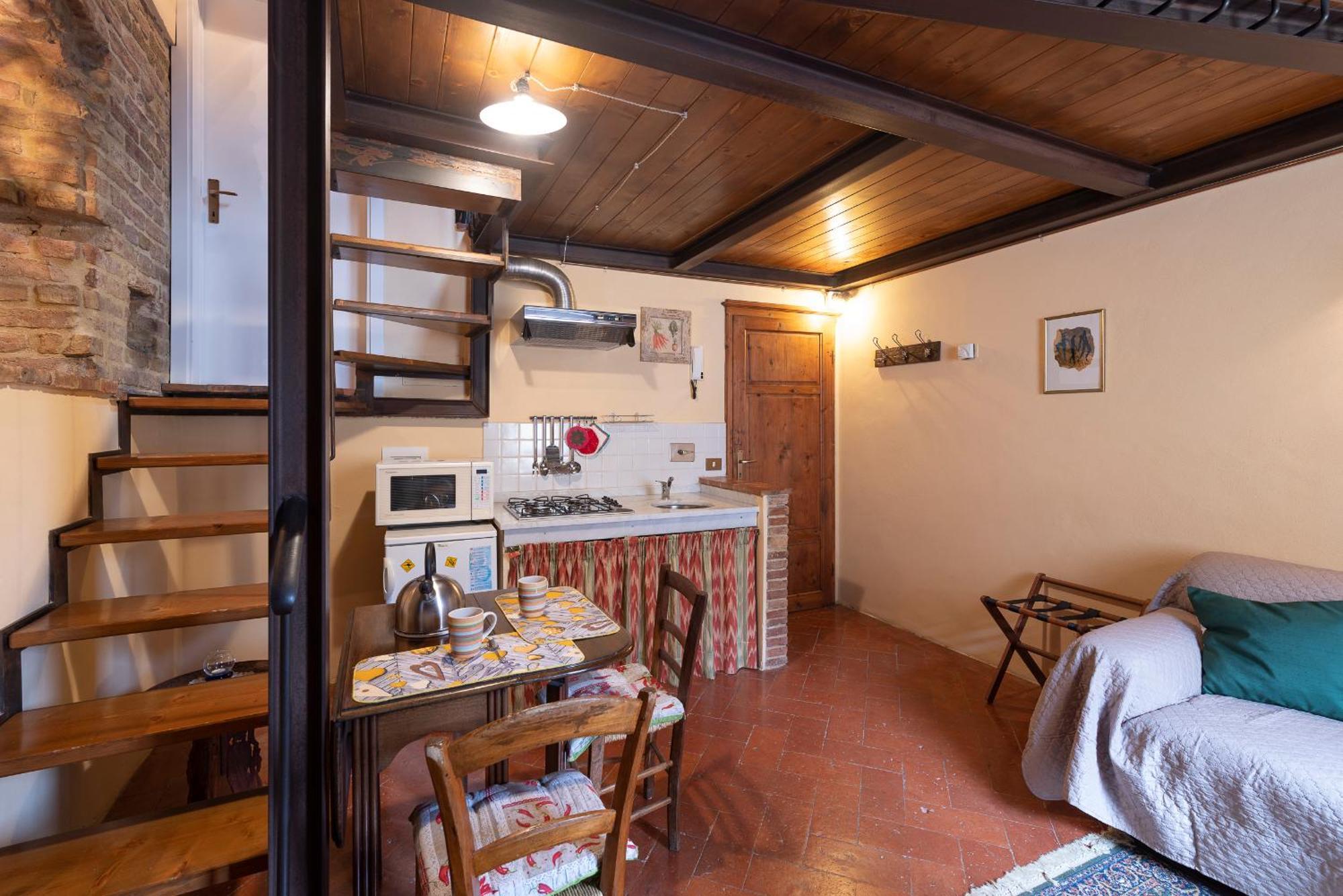 Le Rondini Apartment *